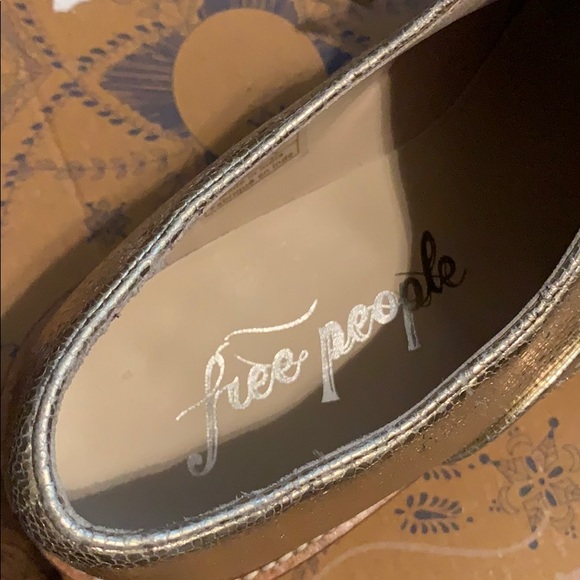 Gold Free People Slip On - Picture 4 of 5